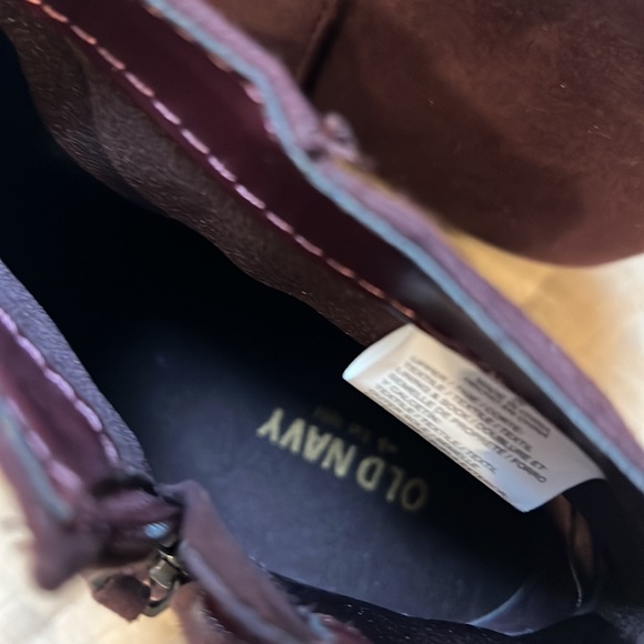 Adorable suede Booties NWOT 9 - Picture 3 of 5